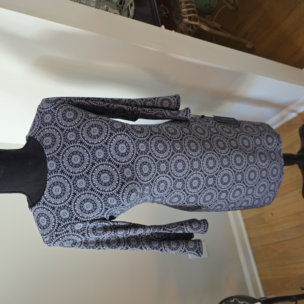 Blue And White Patterned Tommy Hilfiger Dress. Size 2P.